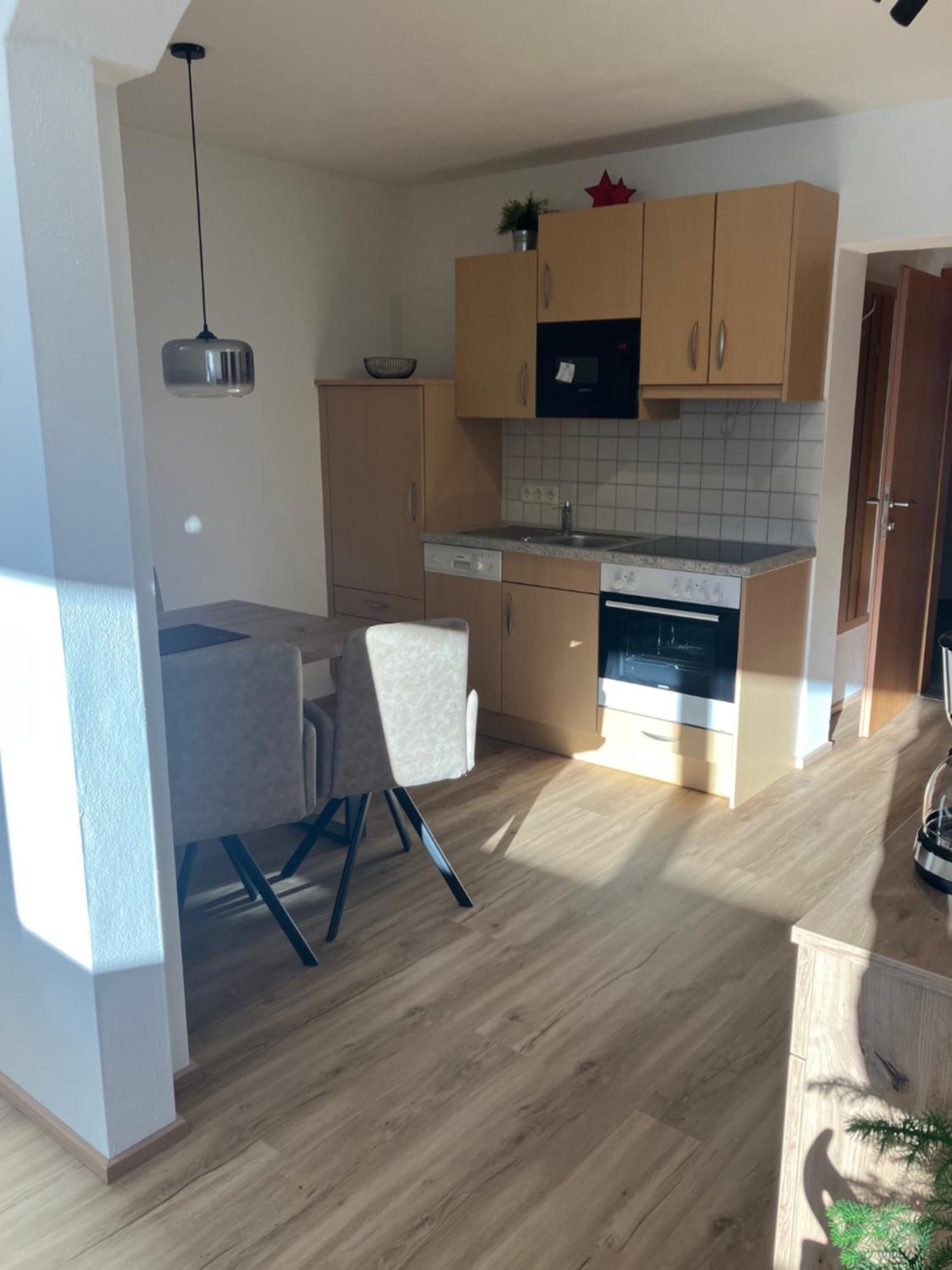 קליינארל Appartement Heiss מראה חיצוני תמונה